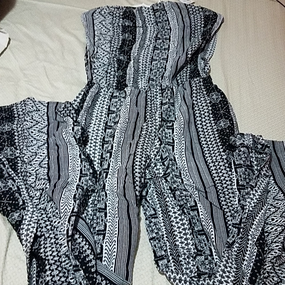 Black&white strapless jumpsuit